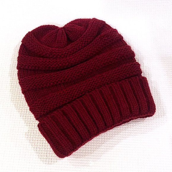 Warm Slouchy Beanie Hat in Dark Red for Men & Women - Picture 4 of 5